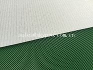 Верхняя часть сжатия конвейерной ленты PVC диаманта зеленого цвета лоснистая матовая ровная