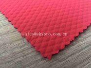 рулон ткани неопрена красного цвета 2мм с обоими продукция выбитая нейлоном для одежды