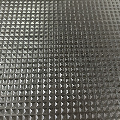 Acid-Resistant 3mm Pyramid Shaped Particle Anti-skid Durable Rubber Sheet